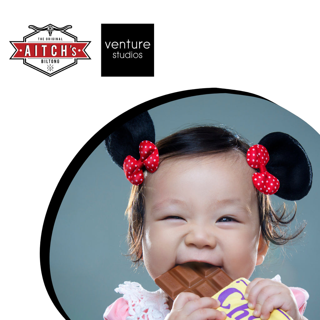 Capture the Perfect Holiday Moments with Venture Photography!
